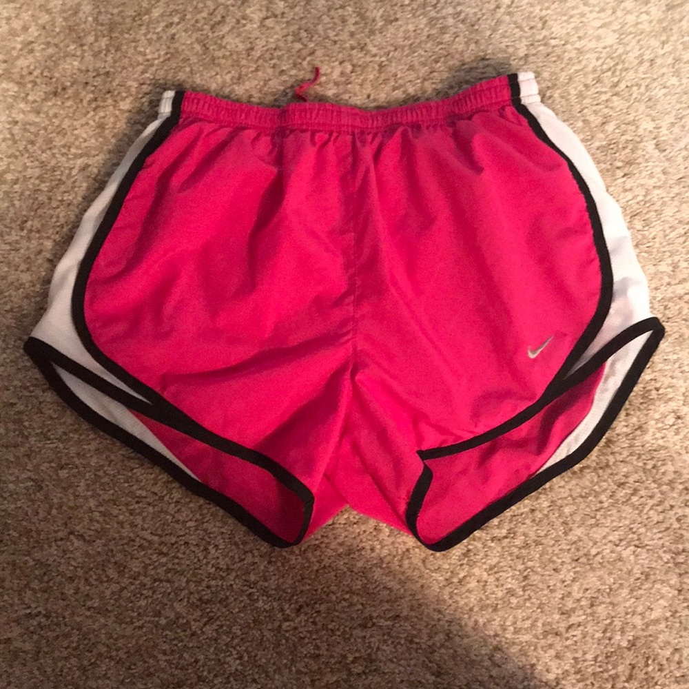 women’s nike shorts size s!